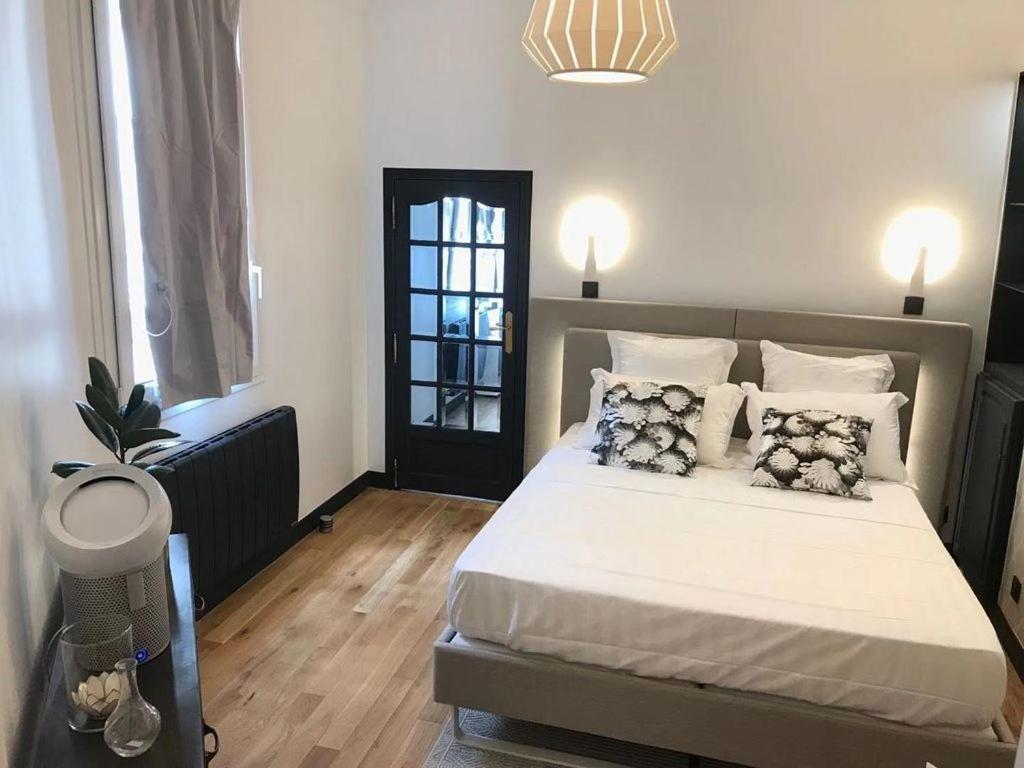 Hotel Yatri Nagpur Exteriör bild